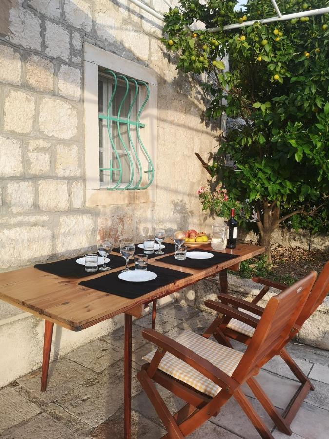 Vila Kuca Za Odmor Matic Viganj Exteriér fotografie